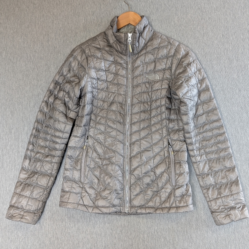 The North Face Thermoball Puffer Jacket Women's XS Silver Lightweight